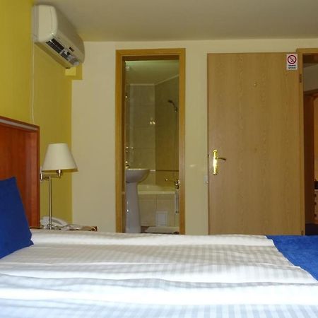 Hôtel Casa Elysee à Deva Extérieur photo